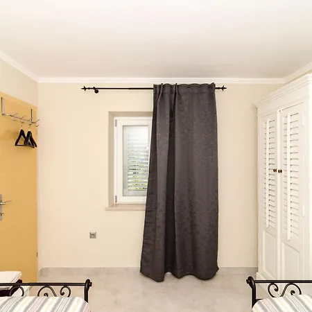 Gaura - One-bedroom With Terrace Apartment *