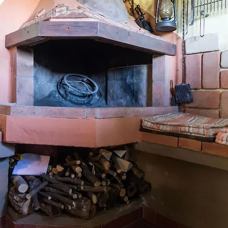 Gaura - One-bedroom With Terrace *