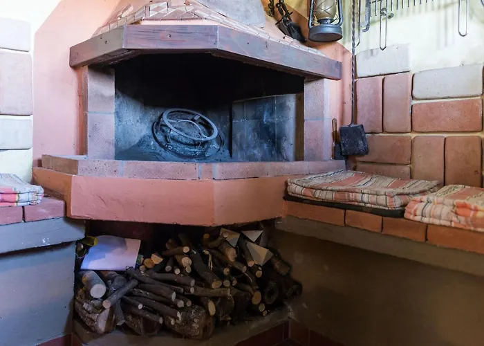 Gaura - One-bedroom With Terrace *