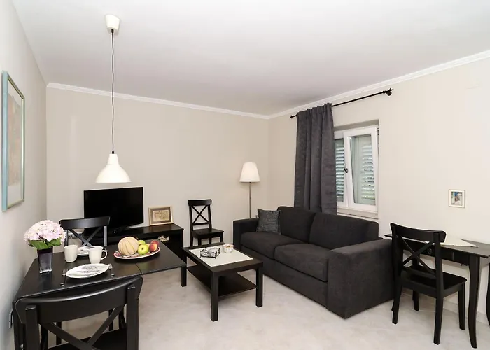 Gaura - One-bedroom With Terrace Apartmán *